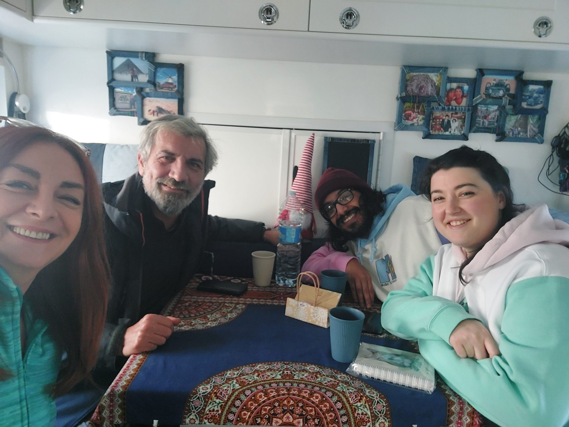 In viaggio tra le connessioni umane Nicoletta e Brahim